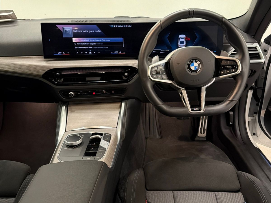 2025 BMW 4 Series - image 5