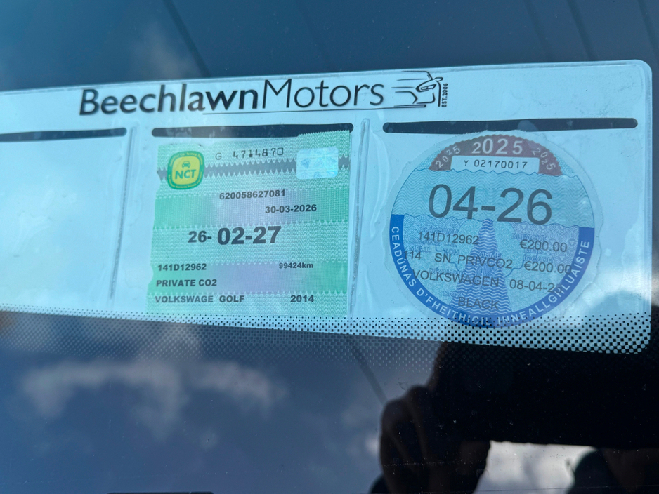 2014 Volkswagen Golf - image 9