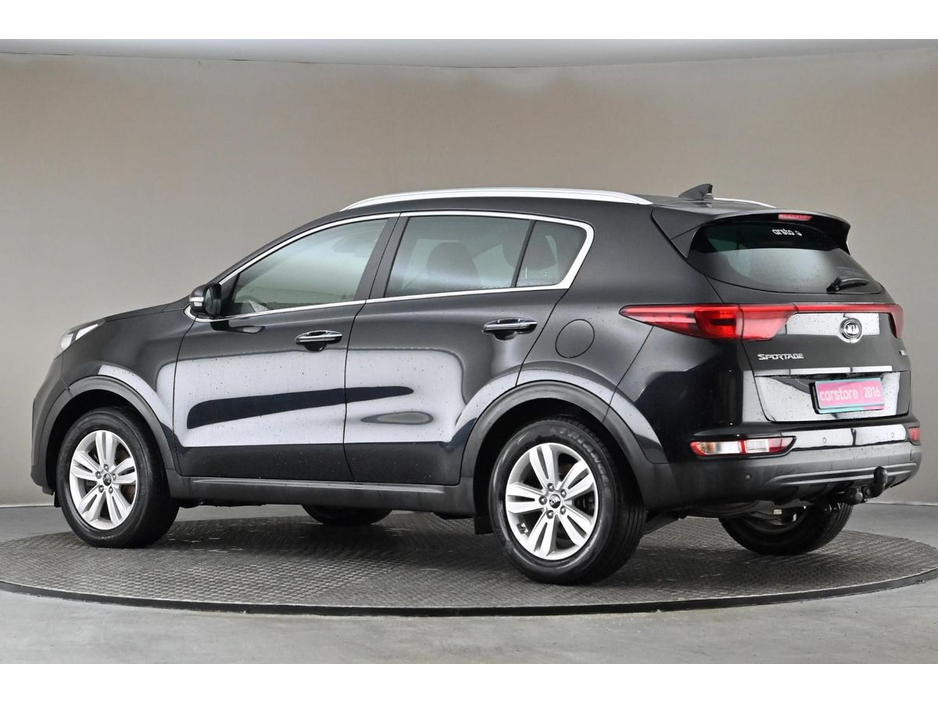 2016 Kia Sportage - image 6