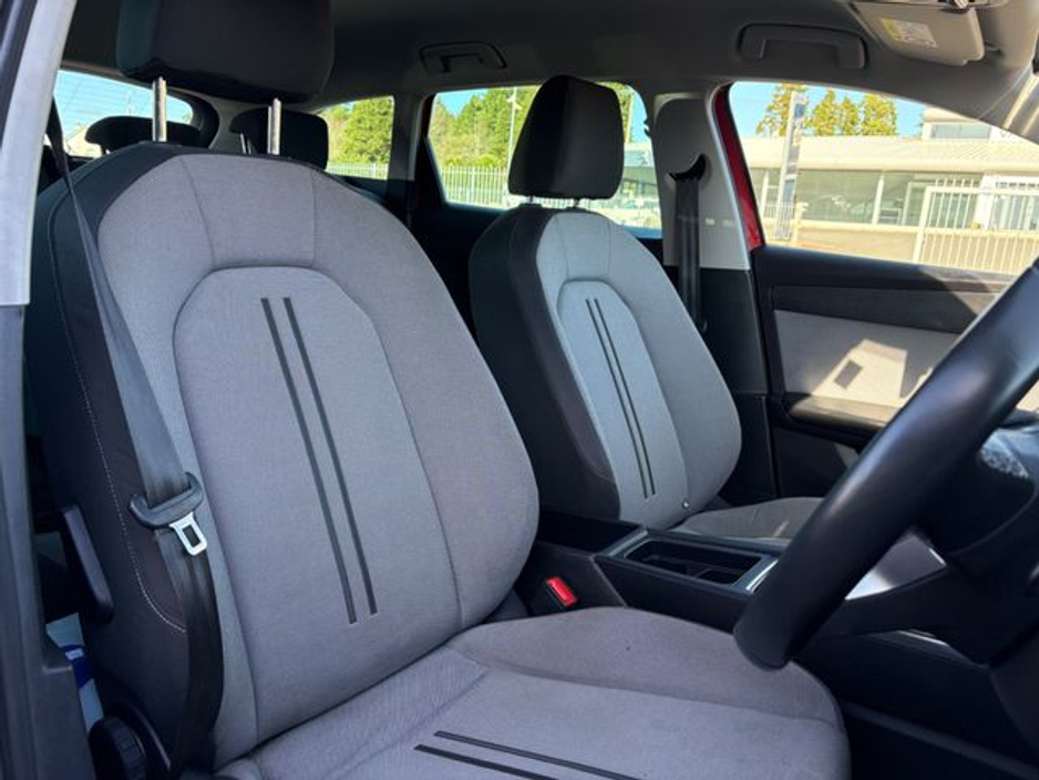 2021 SEAT Leon - image 26