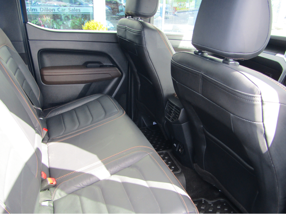 2024 Volkswagen Amarok - image 11