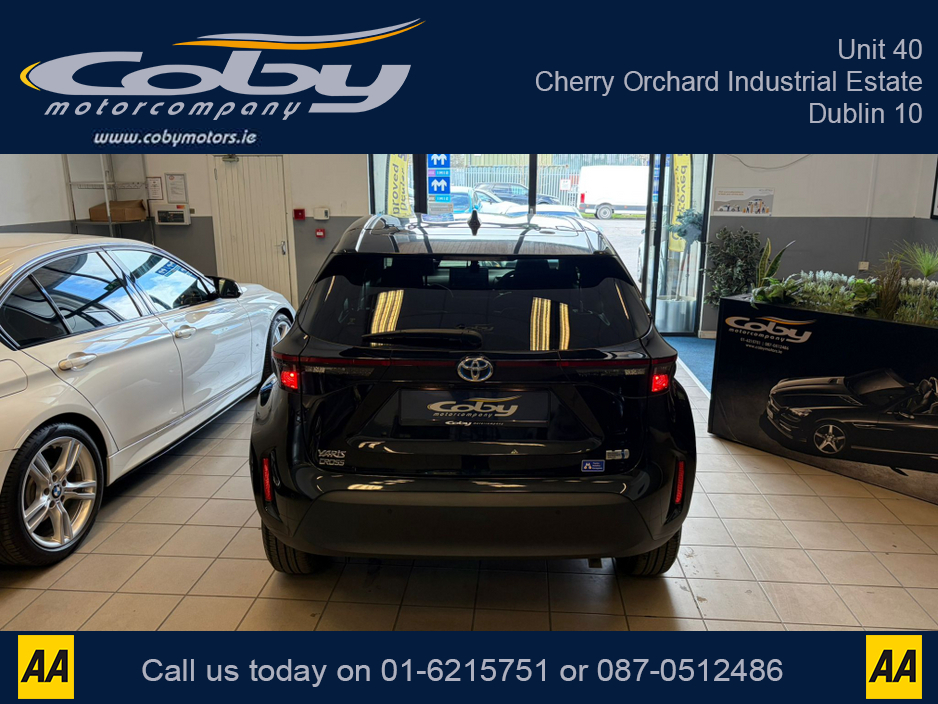 2022 Toyota Yaris Cross - image 9