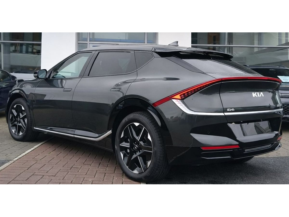 2026 Kia EV6 - image 4