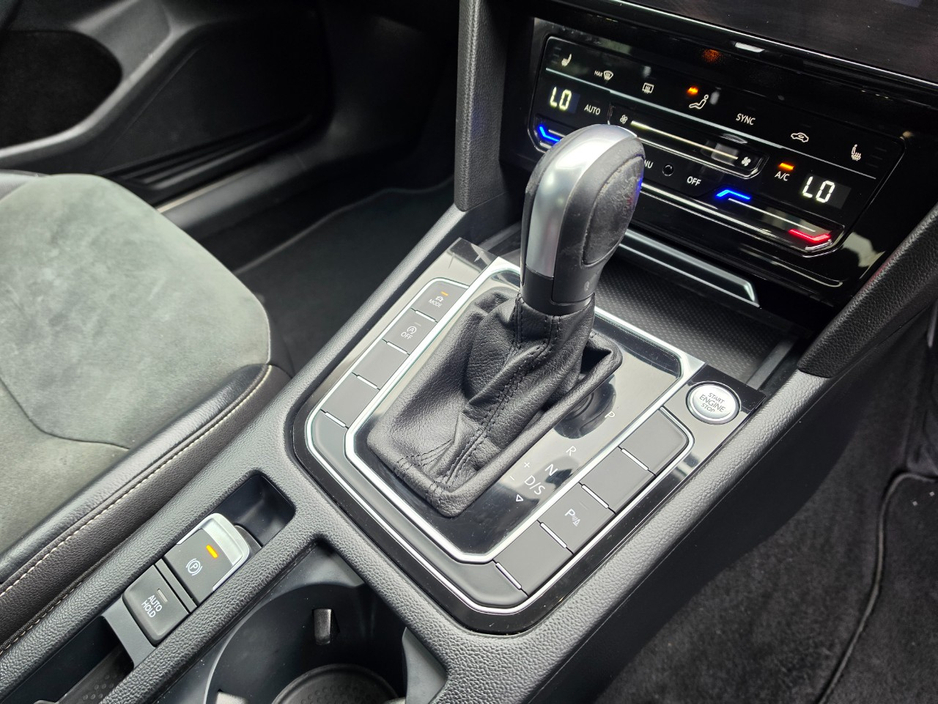 2021 Volkswagen Arteon - image 14