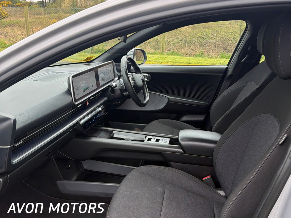 2024 Hyundai Ioniq 6 - image 10