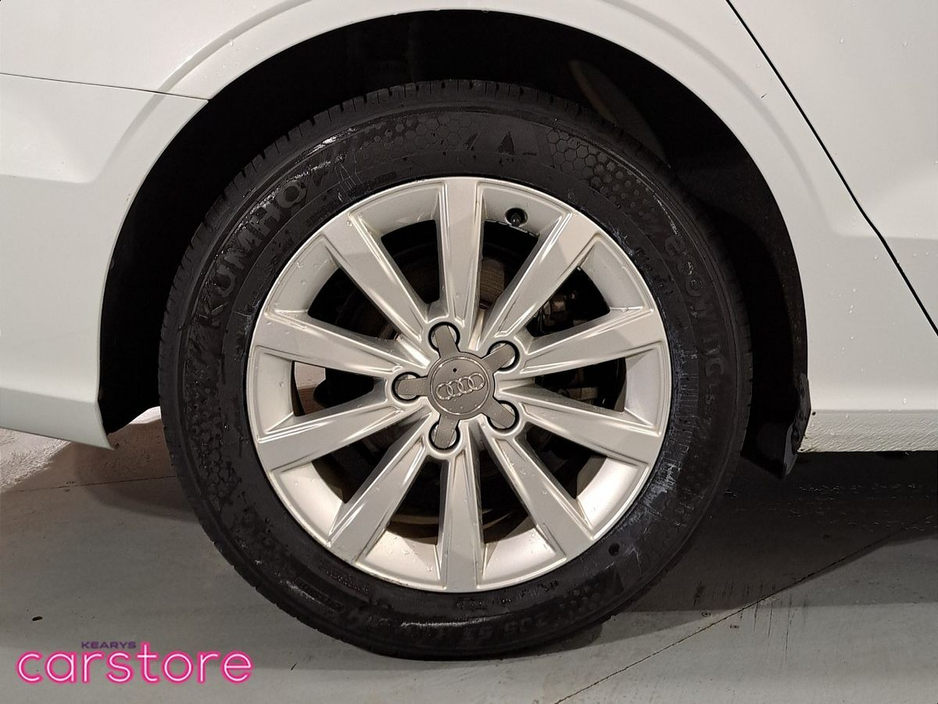 2016 Audi A3 1.4 TFSI AUTO saloon €17,690