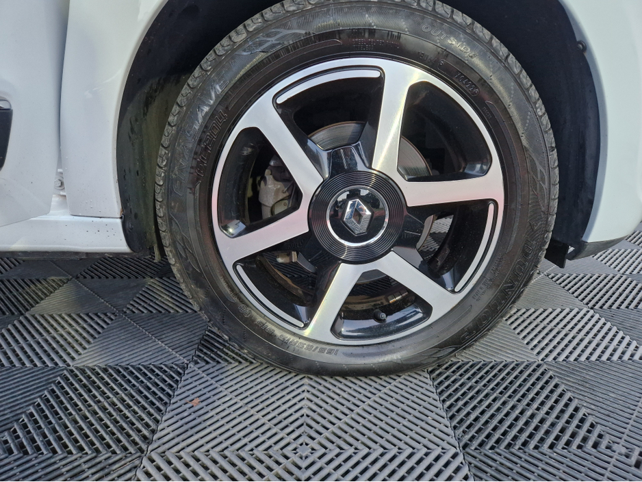 2018 Renault Twingo DYNAMIQUE 900cc PETROL AUTOMATIC 5DR