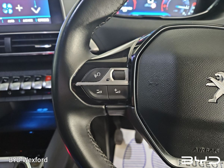 2020 Peugeot 5008 - image 19