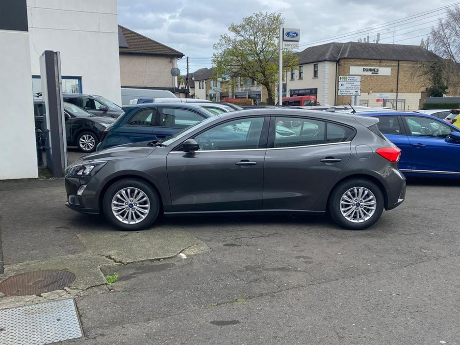 2021 Ford Focus - image 11