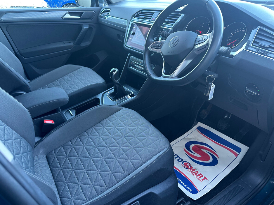 2023 Volkswagen Tiguan 2.0 TDI 122HP Life €34,895