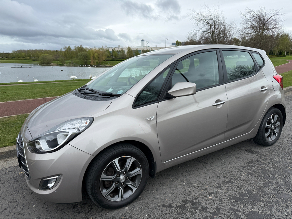 2018 Hyundai ix20 - image 3