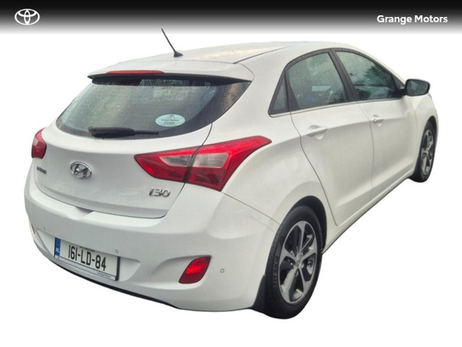 2016 Hyundai i30 1.6 CRDI DELUXE 5DR €11,950