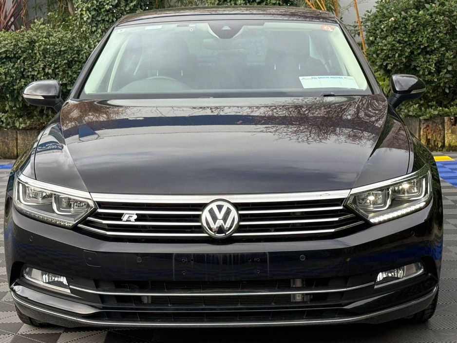 2018 Volkswagen Passat - image 16