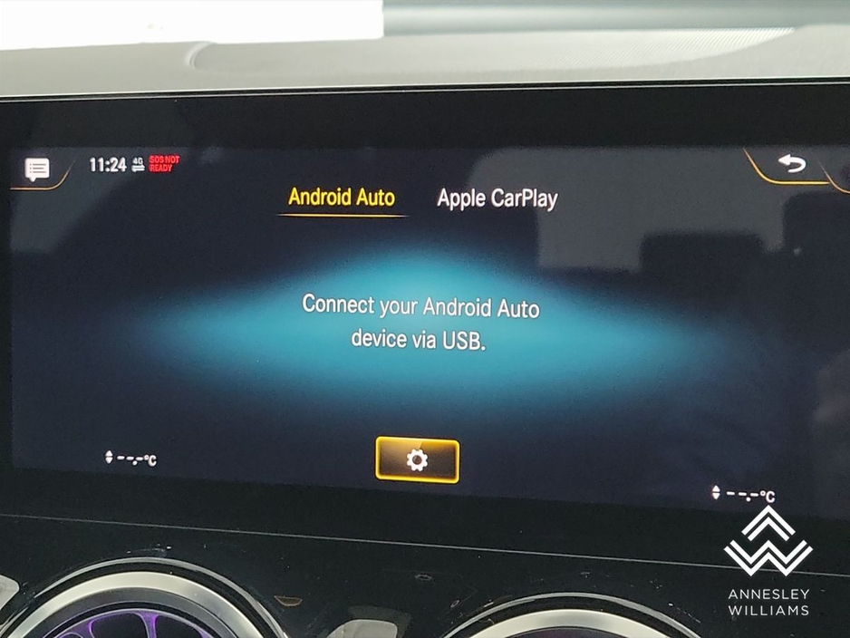 2021 Mercedes-Benz EQA EQA250 AMG Line 66.5 kWh €32,950