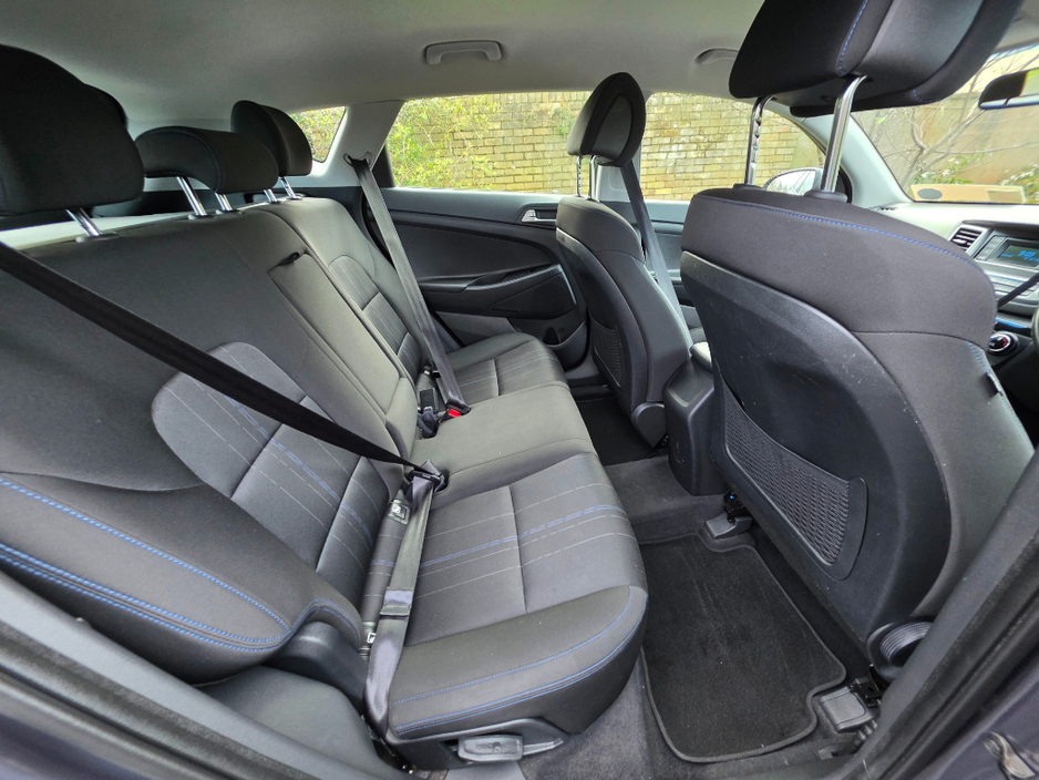 2018 Hyundai Tucson - image 10