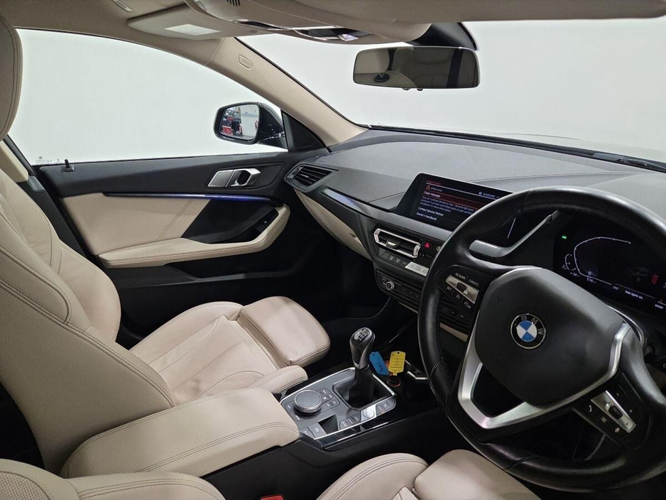 2021 BMW 2 Series - image 12