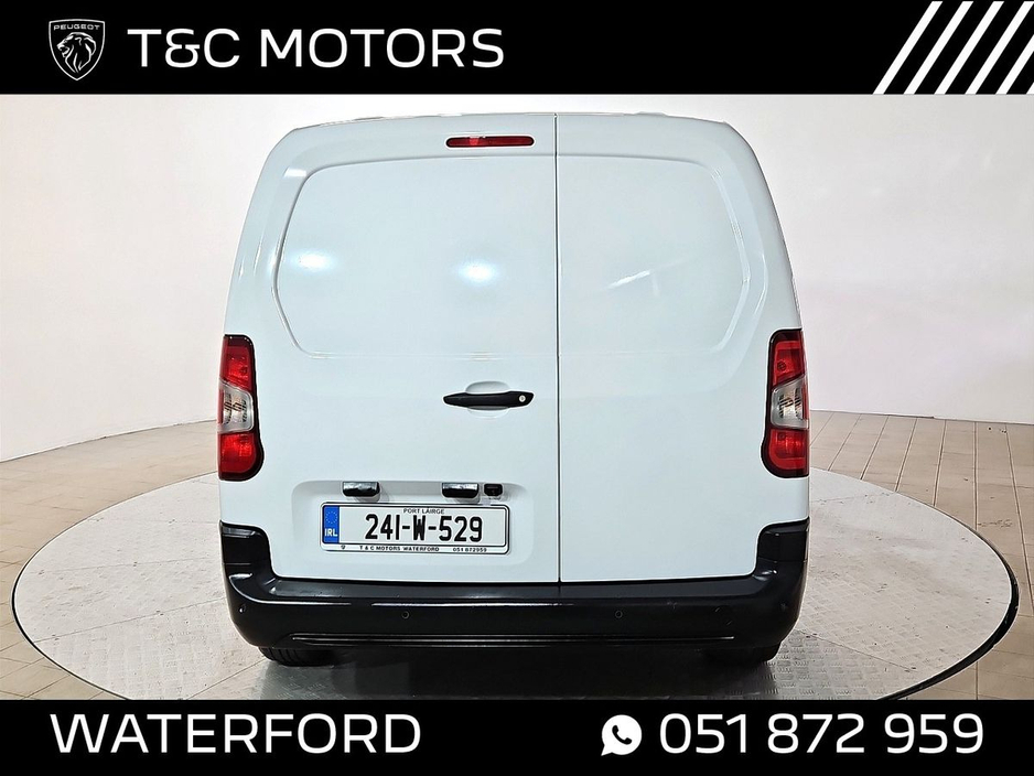 2024 Peugeot Partner - image 15