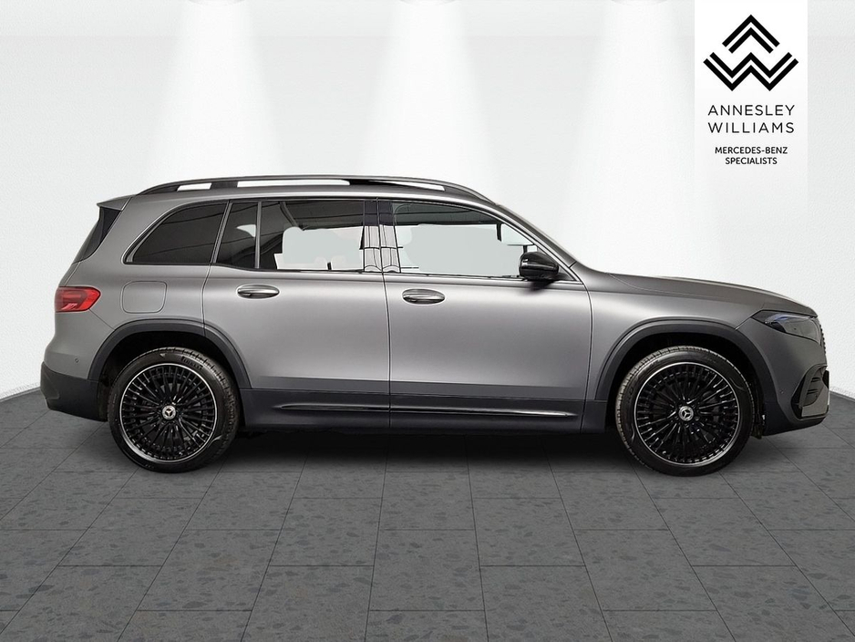 2025 Mercedes-Benz EQB - image 10