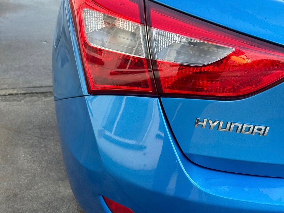 2015 Hyundai i30 BLUE 110PS 5DR SDRIVE €9,950