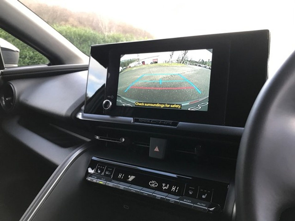 2025 Toyota C-HR - image 16