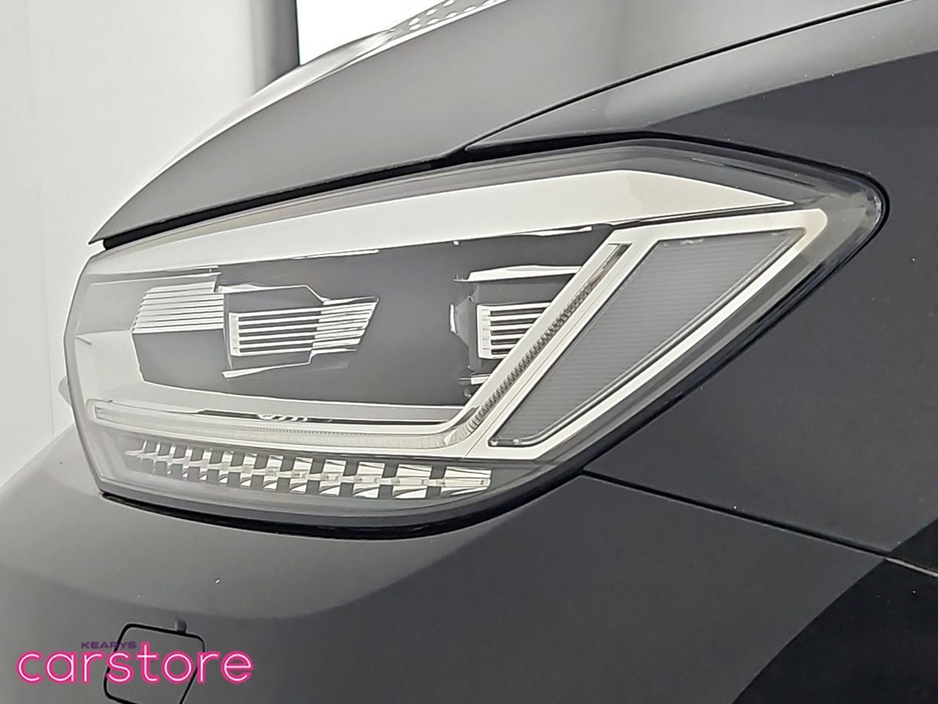 2016 Volkswagen Touran - image 15