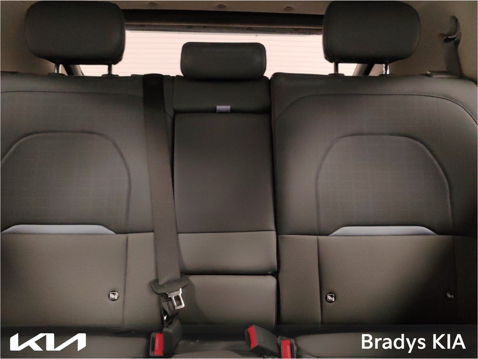 2026 Kia EV3 - image 23