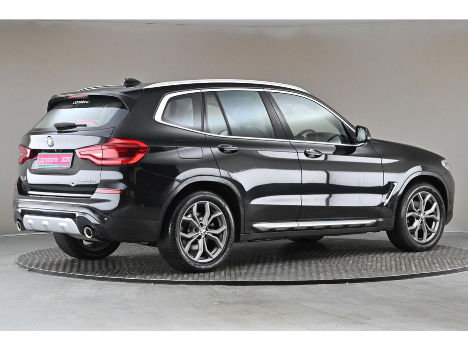 2020 BMW X3 - image 10