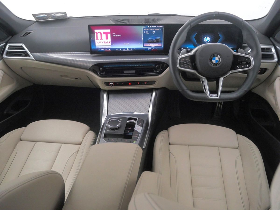 2025 BMW 4 Series - image 4