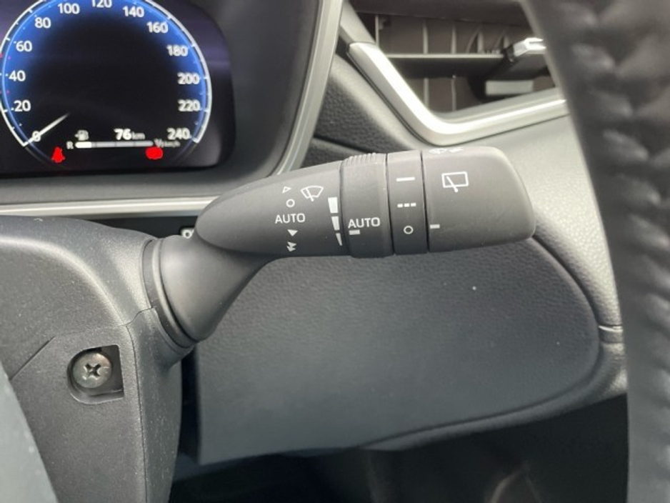 2025 Toyota Corolla CROSS - Save EUR 6,500 - SPORT Model - 1.8 Hybrid - Automatic - EUR 190 Tax // Remote Central Locking // Front Electric Windows // Rear Electric Windows // Electric Mirrors // Heated Mirrors €38,480