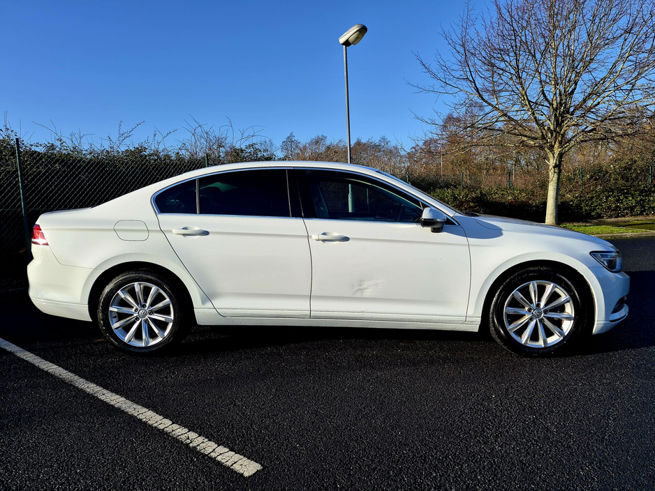 2016 Volkswagen Passat  €9,999