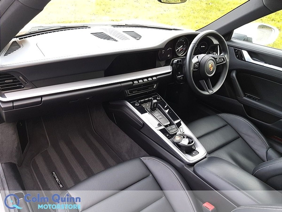 2021 Porsche 911 Carrera €147,995