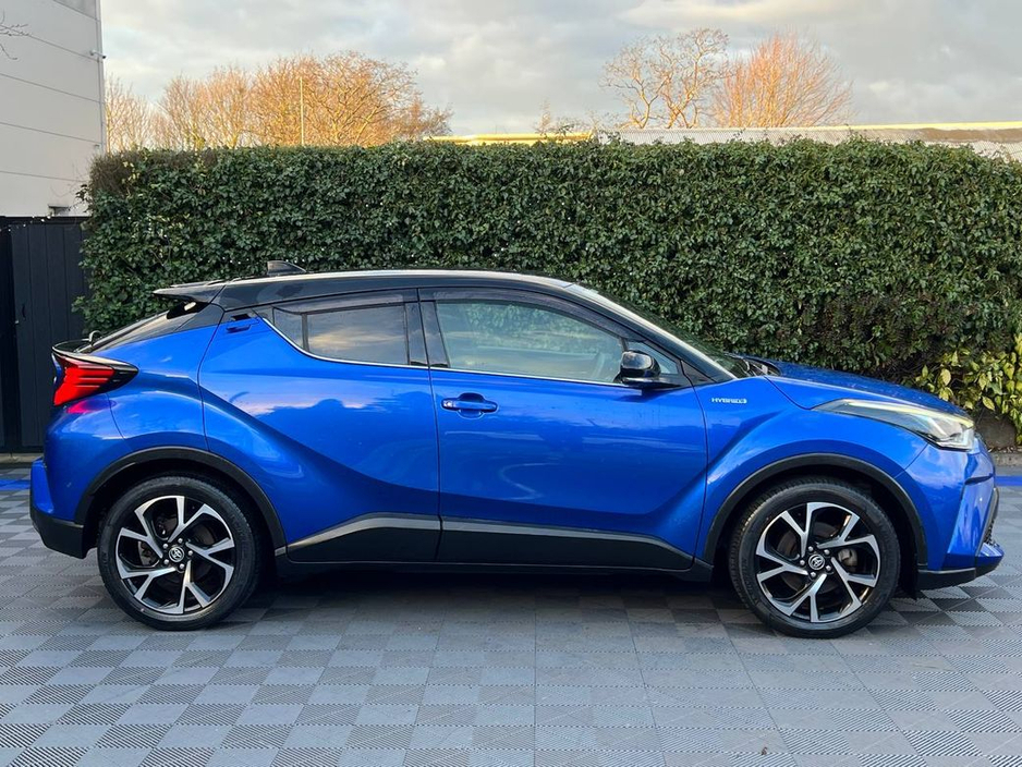 2019 Toyota C-HR 1.8 HYBRID // SERVICE HISTORY // TOP VIEW PARKING CAMERAS // DUAL ZONE CLIMATE CONTROL €19,900