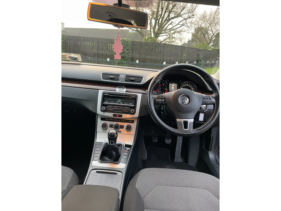 2013 Volkswagen Passat 1.6 TDI COMFORTLINE BLUEMOTION TECH €6,350