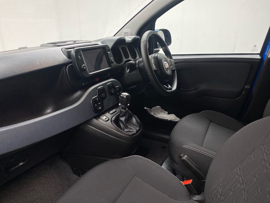 2023 Fiat Panda - image 2