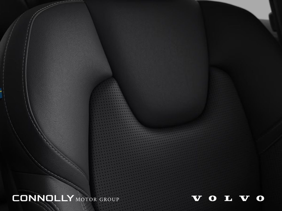 2026 Volvo XC60 - image 10