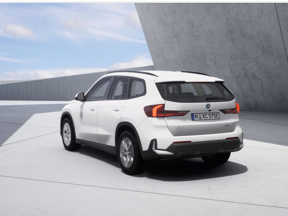 2026 BMW X1 - image 2