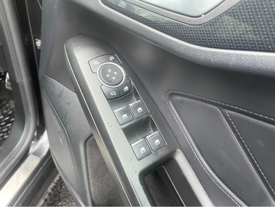 2021 Ford Focus ST-LINE EDITION 5DR 1.5 TD 120 M6 €21,950