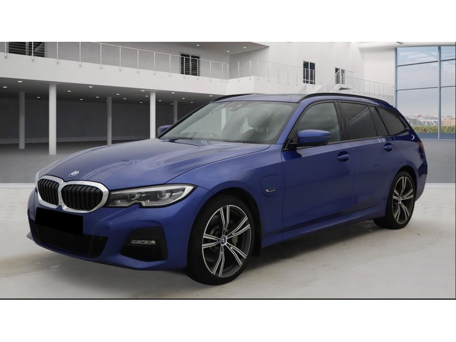 2021 BMW 3 Series 330e M SPORT 292BHP // PANORAMIC SUNROOF // 212 REG // ESTATE €26,995