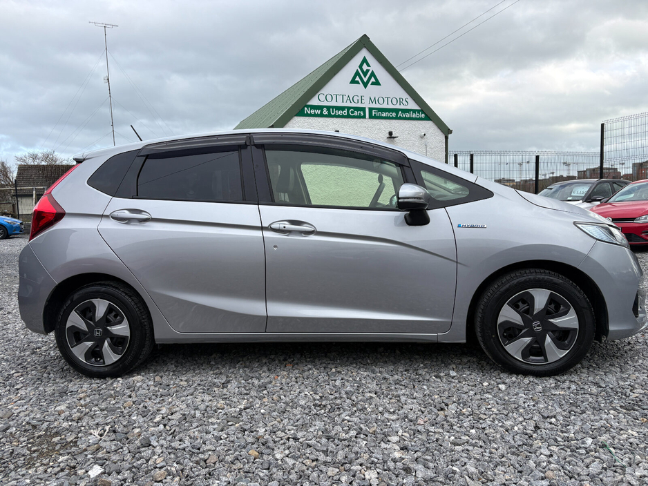 2019 Honda Fit - image 9