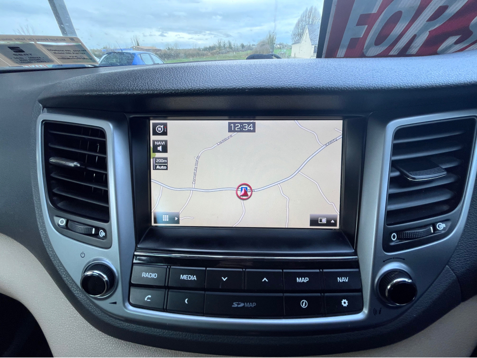 2016 Hyundai Tucson - image 12