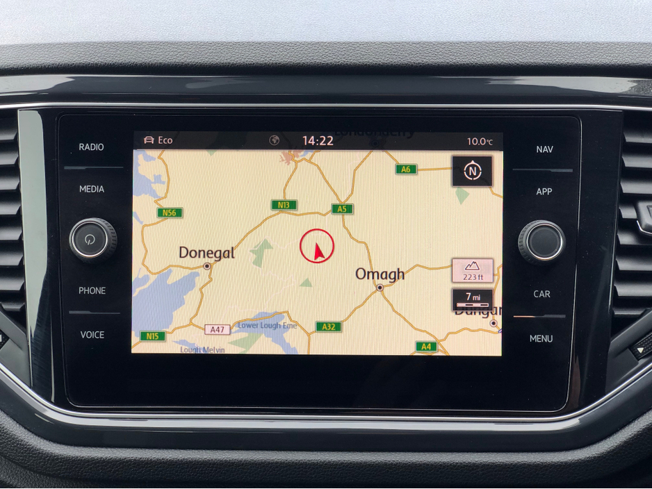 2019 Volkswagen T-Roc - image 11