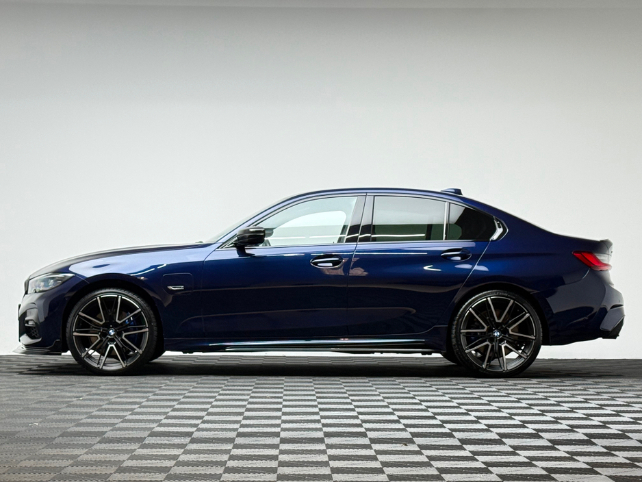 2022 BMW 3 Series 330E M SPORT PRO ED XDRIVE €29,990