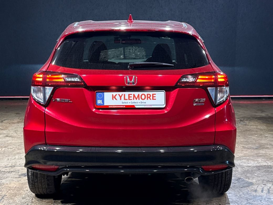 2017 Honda Vezel - image 4