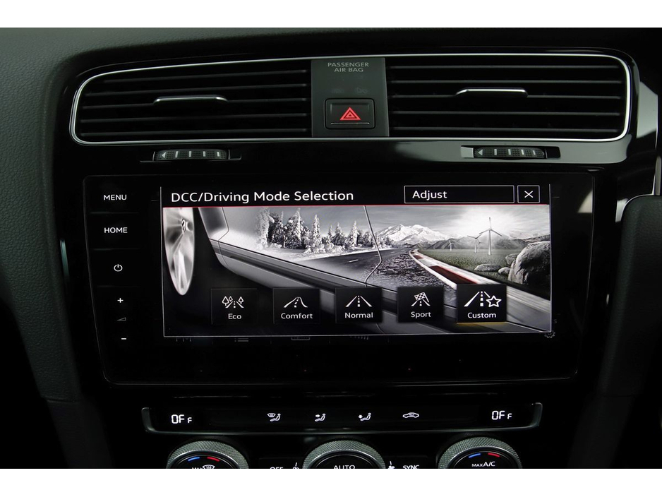 2018 Volkswagen Golf 2.0 TSI GTI DSG MK7.5 169KW *TARTAN CLOTH SPORT SEATS* €27,890