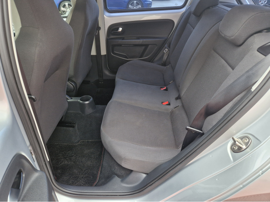 2014 Volkswagen up! HIGHLINE 1.0 PETROL AUTOMATIC 5DR €7,950