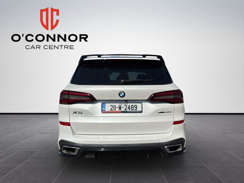 2021 BMW X5 - image 6