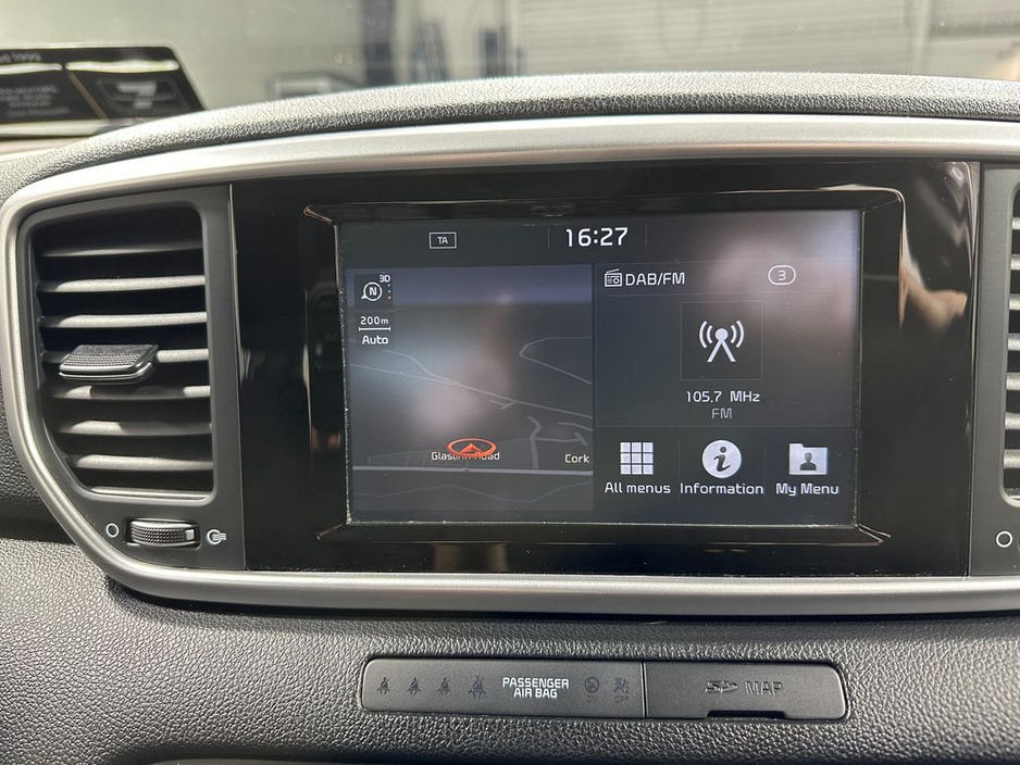 2020 Kia Sportage - image 12