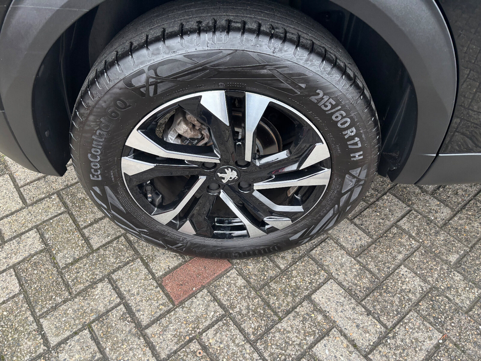 2023 Peugeot 2008  €23,950