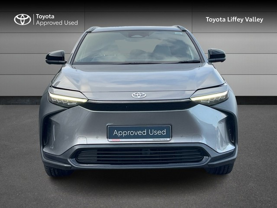 2025 Toyota bZ4X - image 5