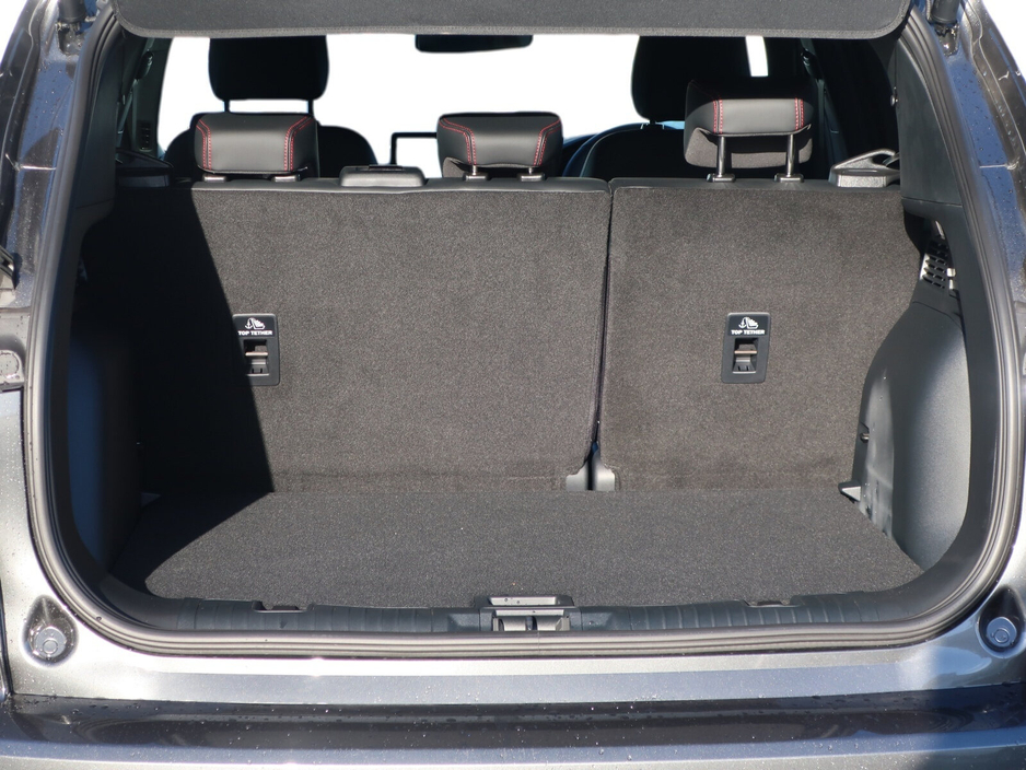 2026 Ford Kuga 2.5 Duratec 243PS PHEV ST-Line X Auto €45,995